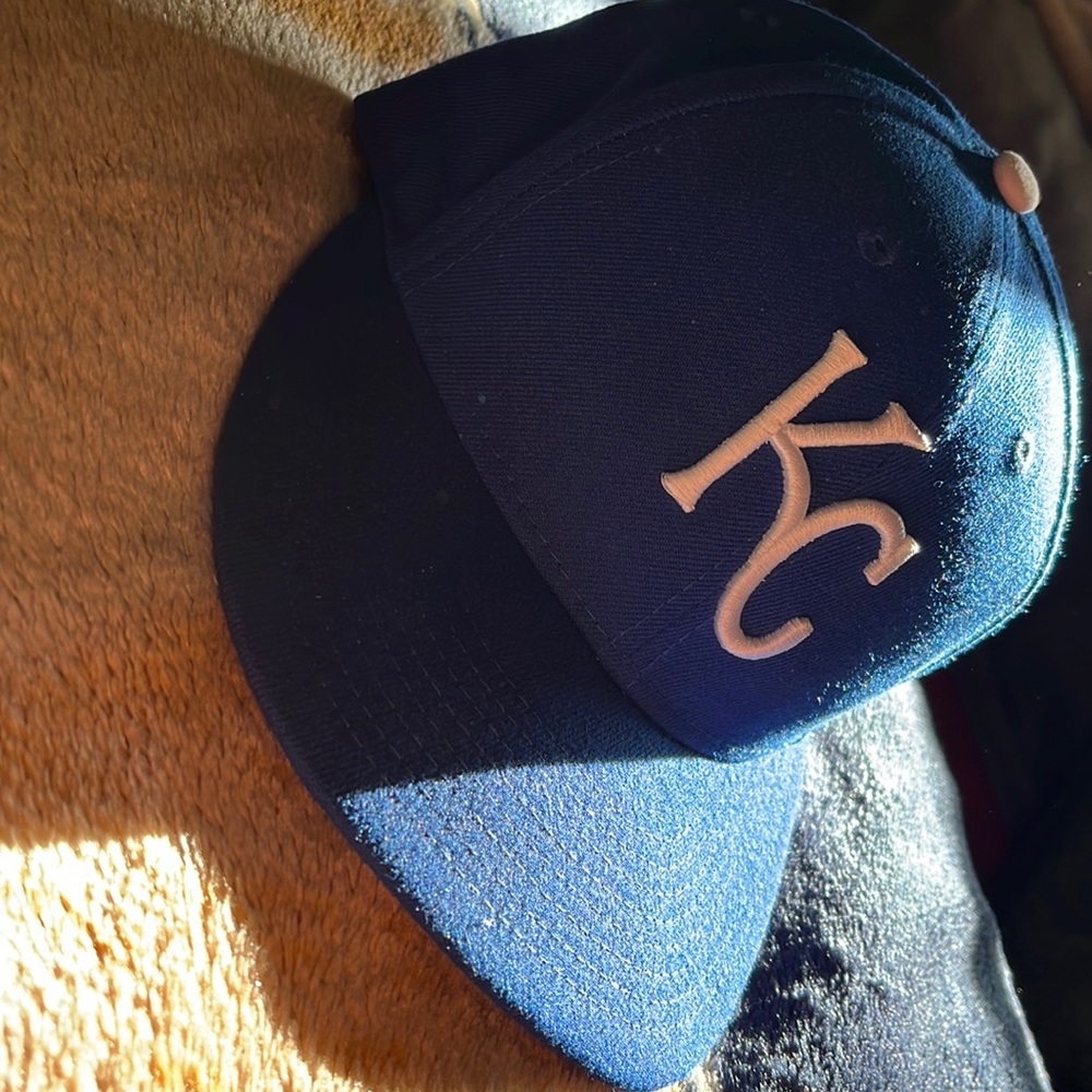 MLB cap